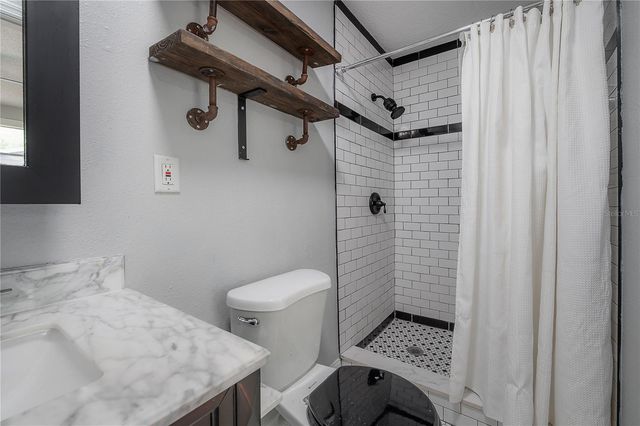 1007 E ROBSON STREET, Tampa, FL 33604