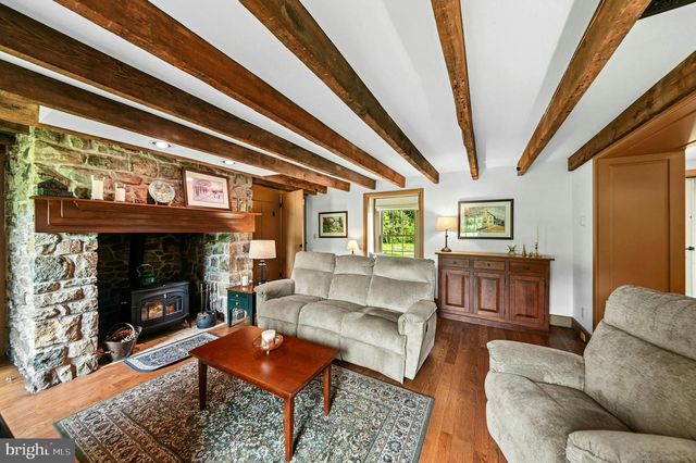 4925 MILL RD, Emmaus, PA 18049