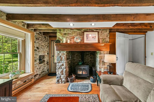 4925 MILL RD, Emmaus, PA 18049