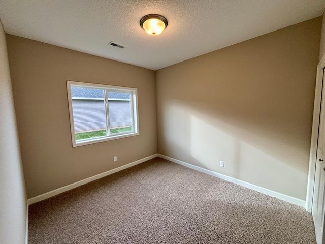 322 Emmy Lane, Hanover, MN 55341