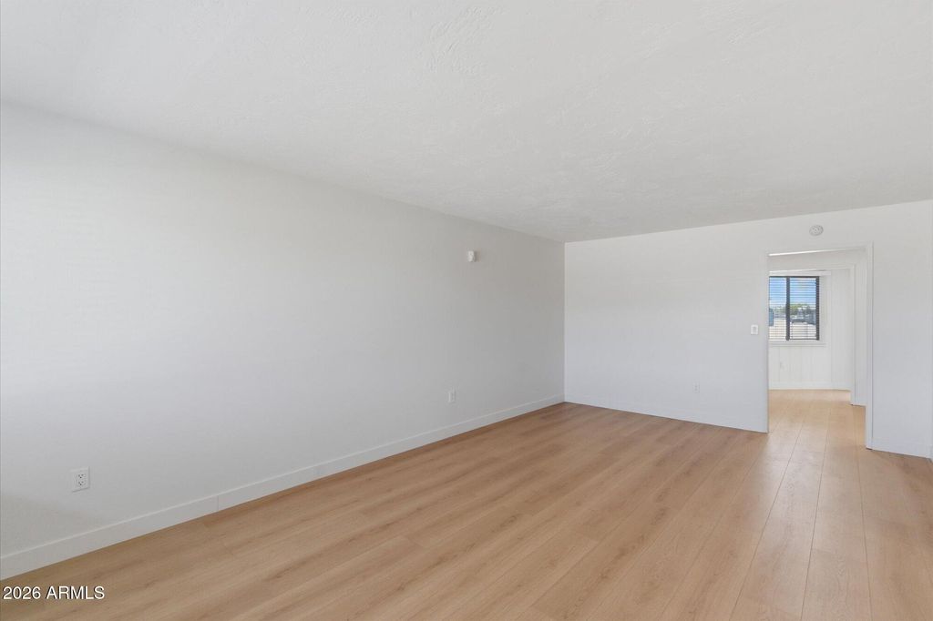 10917 W THUNDERBIRD Boulevard, Sun City, AZ 85351 — photo 5