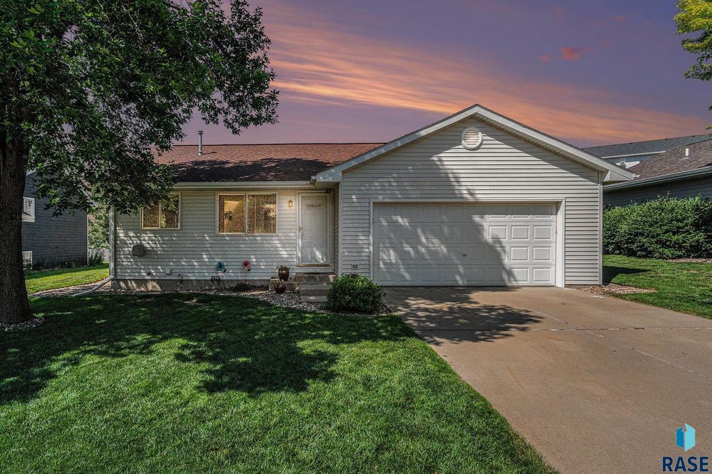 4209 N Jans Dr, Sioux Falls, SD 57107