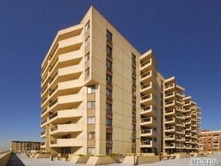 360 Shore Road 8H, Long Beach, NY 11561