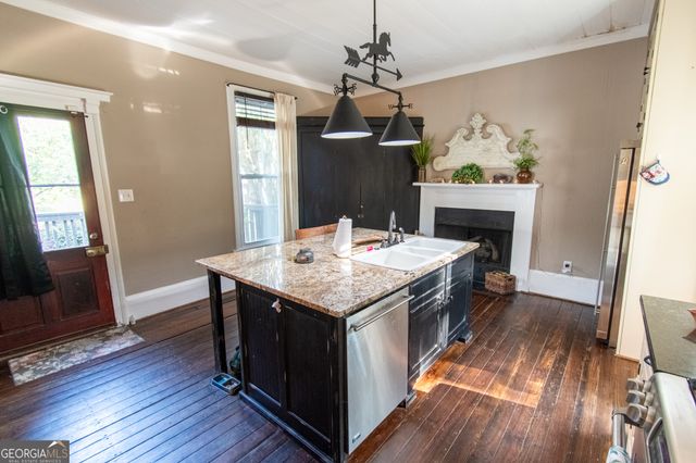 1651 Mergendollar Road, Good Hope, GA 30641