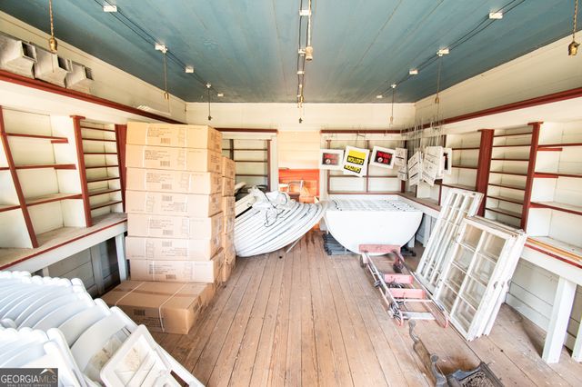 1651 Mergendollar Road, Good Hope, GA 30641
