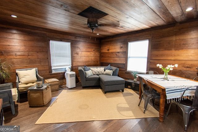 1651 Mergendollar Road, Good Hope, GA 30641