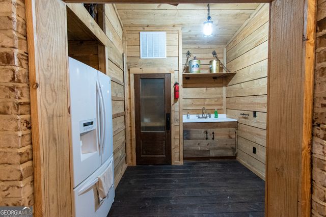 1651 Mergendollar Road, Good Hope, GA 30641