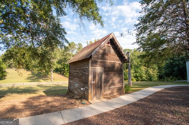 1651 Mergendollar Road, Good Hope, GA 30641