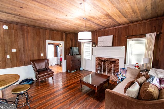 1651 Mergendollar Road, Good Hope, GA 30641