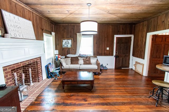 1651 Mergendollar Road, Good Hope, GA 30641