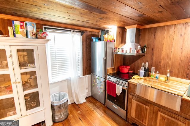 1651 Mergendollar Road, Good Hope, GA 30641