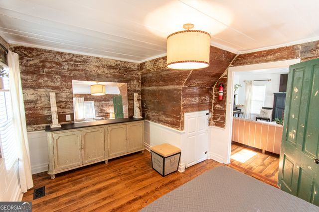 1651 Mergendollar Road, Good Hope, GA 30641
