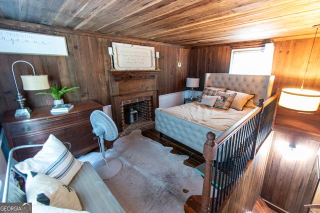 1651 Mergendollar Road, Good Hope, GA 30641