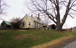 72 Wood Road, Hartford, VT 05001