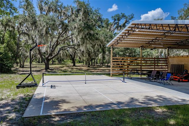 11518 HAMMOCK OAKS COURT, Lithia, FL 33547