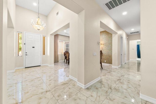 46211 Roadrunner Lane, La Quinta, CA 92253