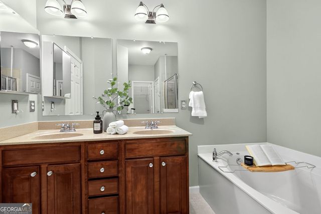 1982 Cobblestone Circle NE, Brookhaven, GA 30319