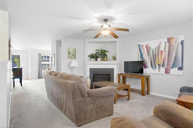 4562 Westhill Place, Kernersville, NC 27284