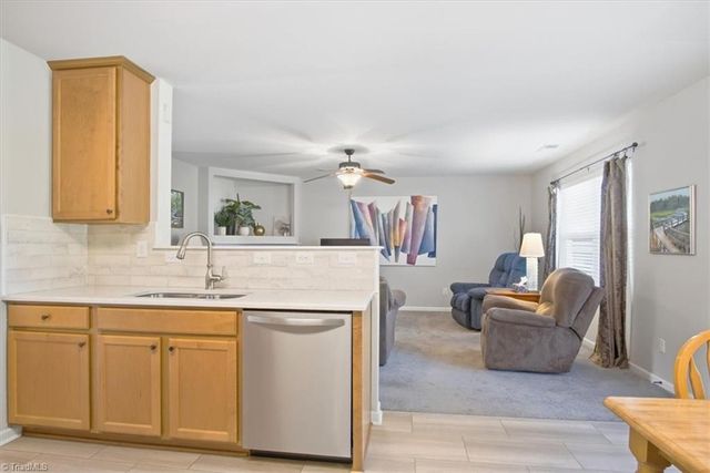 4562 Westhill Place, Kernersville, NC 27284