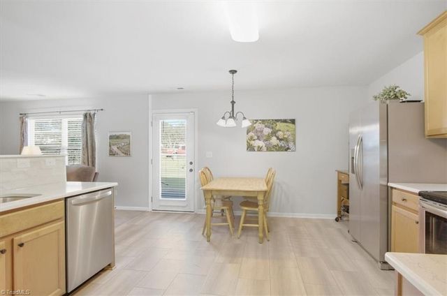 4562 Westhill Place, Kernersville, NC 27284