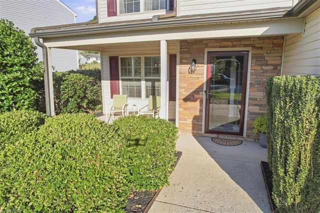 4562 Westhill Place, Kernersville, NC 27284