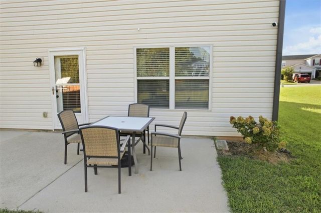 4562 Westhill Place, Kernersville, NC 27284
