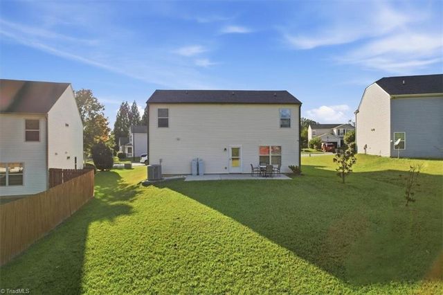 4562 Westhill Place, Kernersville, NC 27284