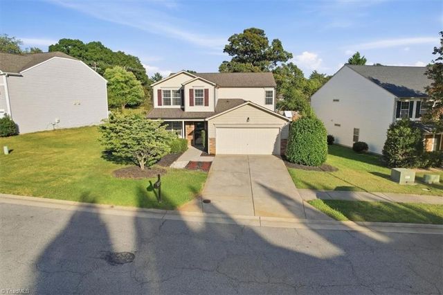 4562 Westhill Place, Kernersville, NC 27284