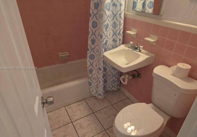 341 Monroe Street 4, Hollywood, FL 33019