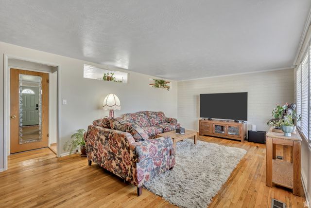 8411 S 1475 E, Sandy, UT 84093