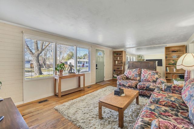 8411 S 1475 E, Sandy, UT 84093