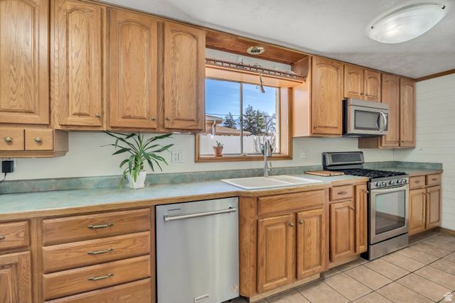 8411 S 1475 E, Sandy, UT 84093