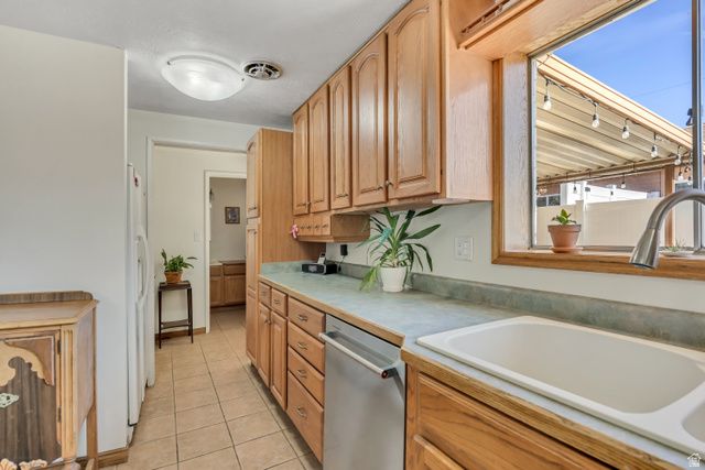 8411 S 1475 E, Sandy, UT 84093