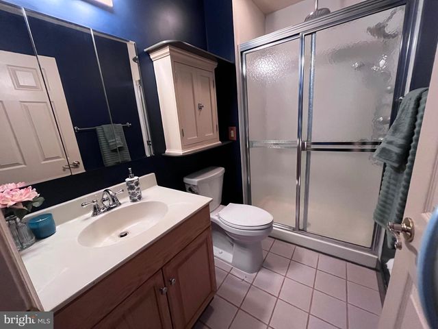 285 WOODS EDGE PL, Langhorne, PA 19047