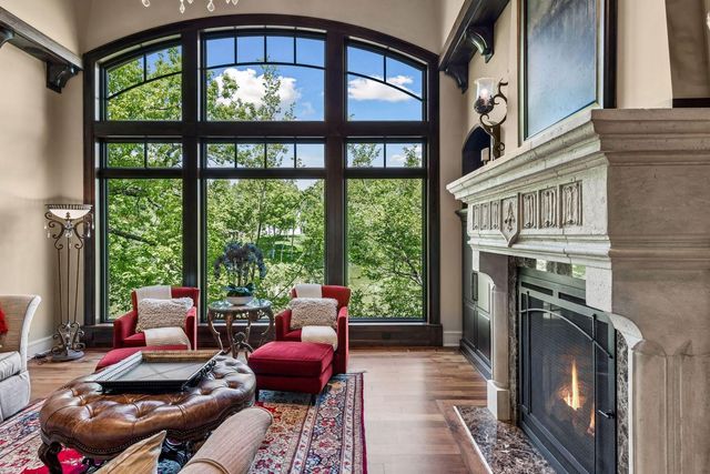 18083 Bearpath Trail, Eden Prairie, MN 55347
