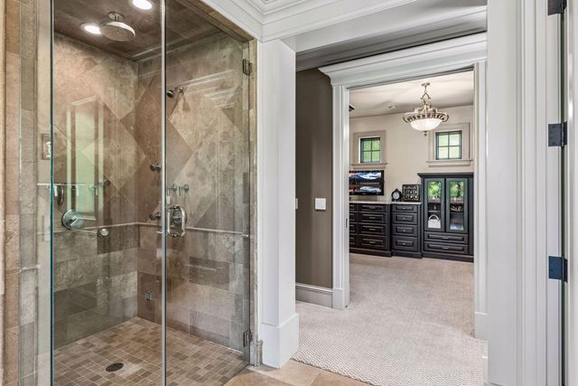 18083 Bearpath Trail, Eden Prairie, MN 55347