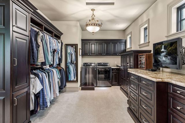 18083 Bearpath Trail, Eden Prairie, MN 55347