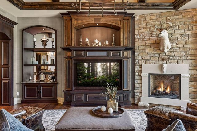 18083 Bearpath Trail, Eden Prairie, MN 55347