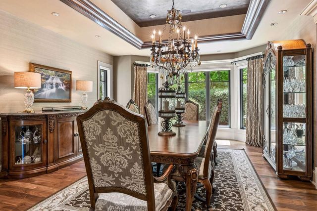 18083 Bearpath Trail, Eden Prairie, MN 55347