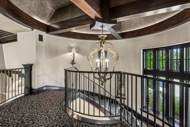 18083 Bearpath Trail, Eden Prairie, MN 55347