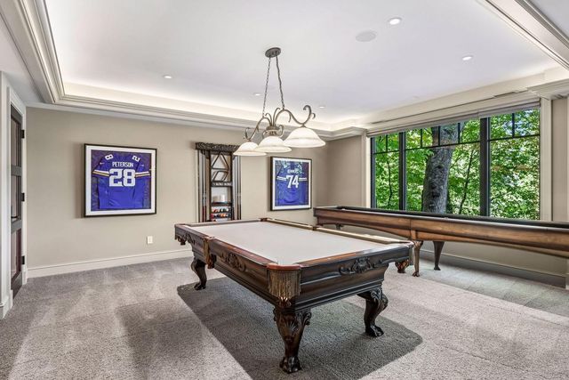 18083 Bearpath Trail, Eden Prairie, MN 55347