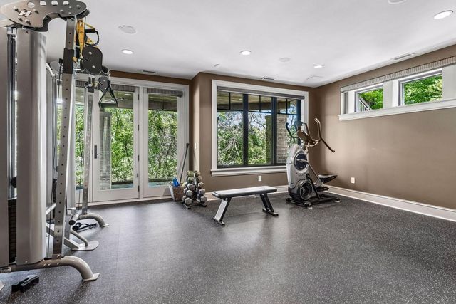 18083 Bearpath Trail, Eden Prairie, MN 55347