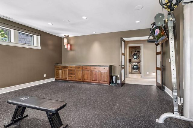 18083 Bearpath Trail, Eden Prairie, MN 55347