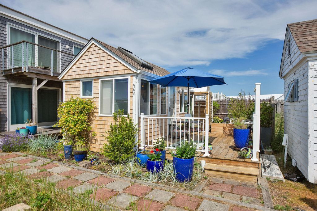 963 Commercial Street U30, Provincetown, MA 02657