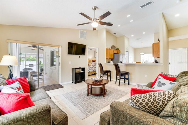 630 THOUSAND OAKS BOULEVARD, Davenport, FL 33896