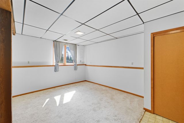 5618 Linden Circle, Johnston, IA 50131