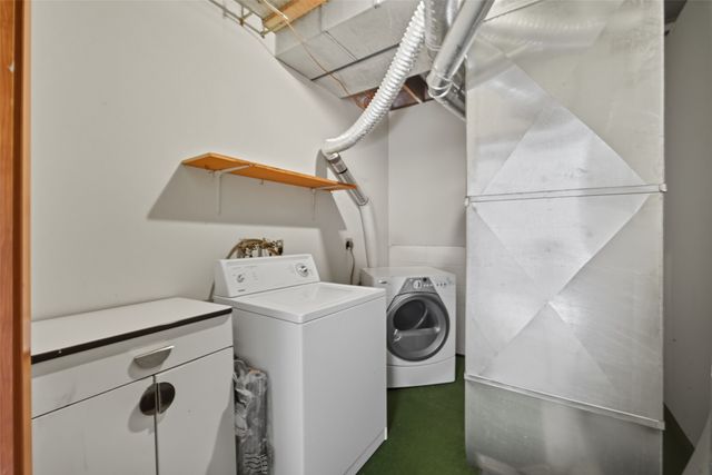 5618 Linden Circle, Johnston, IA 50131