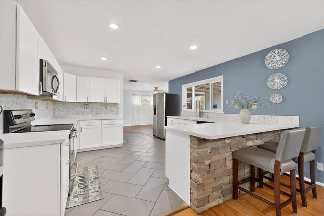 9715 Toltec Road NE, Albuquerque, NM 87111