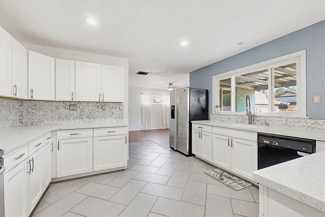 9715 Toltec Road NE, Albuquerque, NM 87111