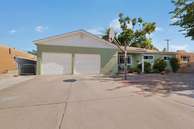 9715 Toltec Road NE, Albuquerque, NM 87111